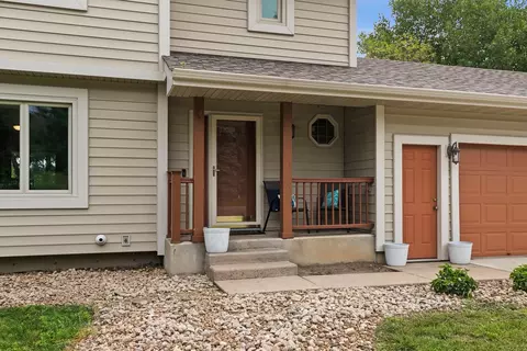 4242 Augusta Ct, Eagan, MN 55123 photo 6