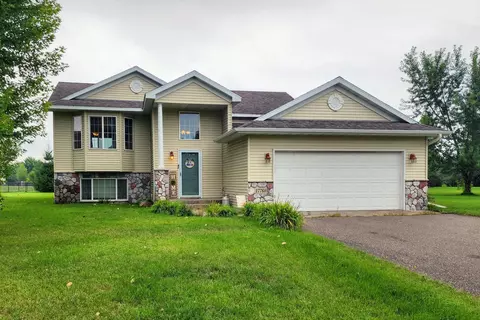 17760 Carter Ln, Little Falls, MN 56345