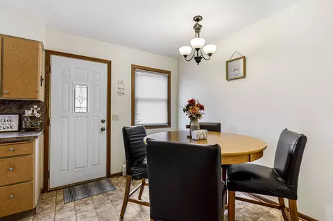 934 Willow St, Faribault, MN 55021 photo 33