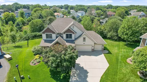3775 Crosscliffe Path, Rosemount, MN 55068