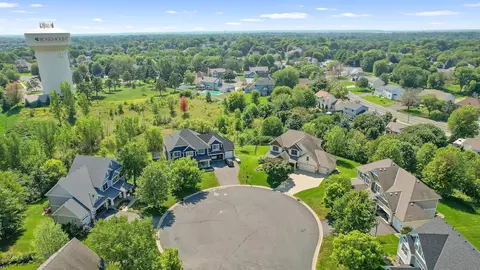 3775 Crosscliffe Path, Rosemount, MN 55068 photo 3