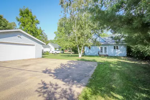 209 Lindbergh Dr NW, Little Falls, MN 56345
