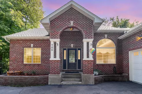 705 Chalupsky Ave SE, New Prague, MN 56071