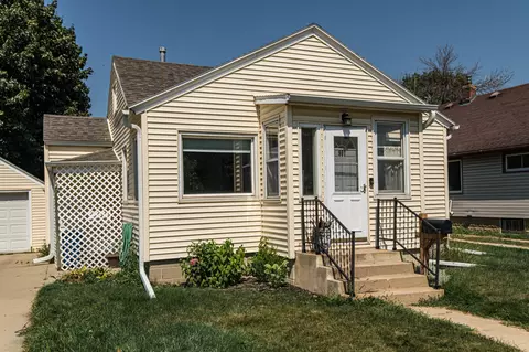 907 11th St SE, Rochester, MN 55904