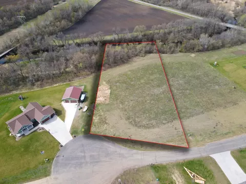 31193 River Heights Ct, Paynesville, MN 56362