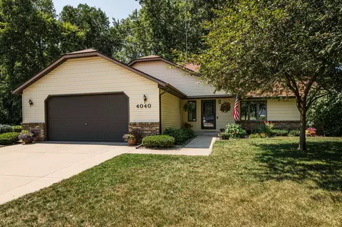 4040 Huntington Ln NW, Rochester, MN 55901