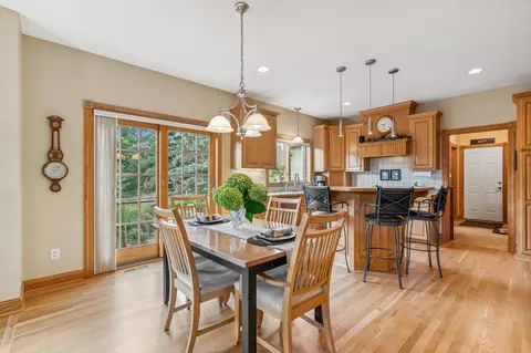 6675 Walnut Dr, Minnetrista, MN 55364 photo 9