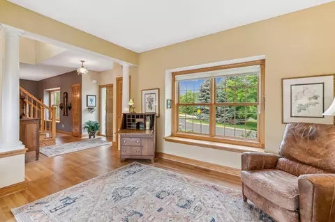 6675 Walnut Dr, Minnetrista, MN 55364 photo 3