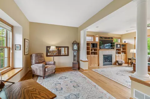 6675 Walnut Dr, Minnetrista, MN 55364 photo 4