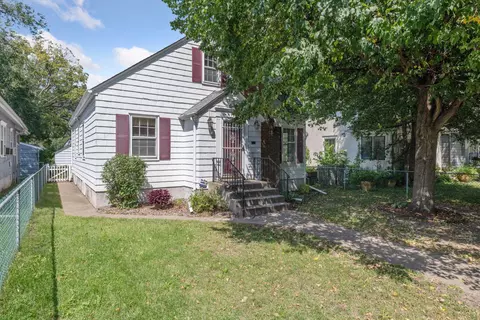 714 Cedar Lake Rd S, Minneapolis, MN 55405