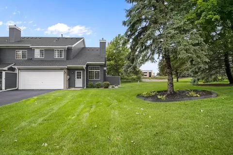 1750 Donegal Dr #6, Woodbury, MN 55125