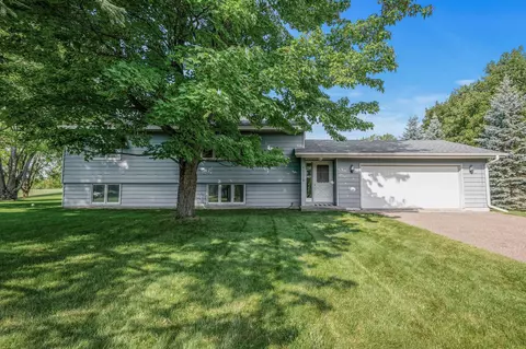 14051 Pineview Ln N, Dayton, MN 55327