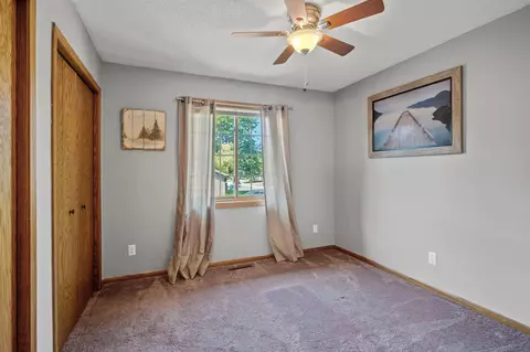 1054 Briar Creek Rd, Eagan, MN 55123 photo 22