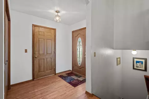 1054 Briar Creek Rd, Eagan, MN 55123 photo 4