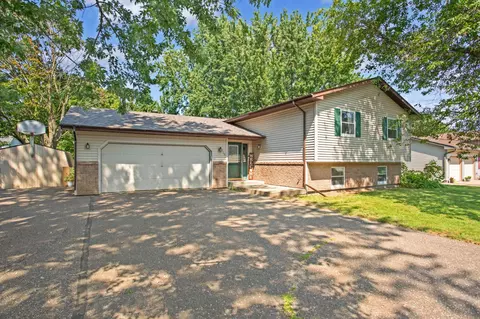 220 W Charlotte St, Ellsworth, WI 54011