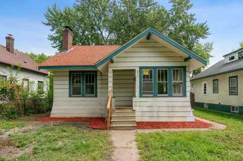 3246 Colfax Ave N, Minneapolis, MN 55412