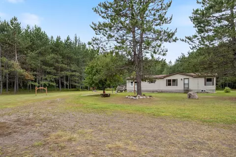 9756 Osborn Rd, Britt, MN 55710