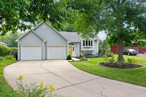 1305 Washington St, Northfield, MN 55057