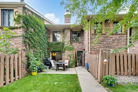 3660 Independence Ave S #11, Saint Louis Park, MN 55426