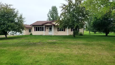 310 S Hill Ave, Ogilvie, MN 56358
