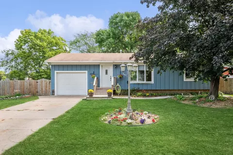 560 Quinn Ave NW, Elk River, MN 55330