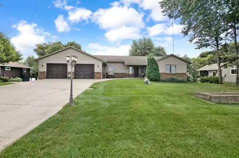 7041 41st Ave SE, Clear Lake, MN 55319