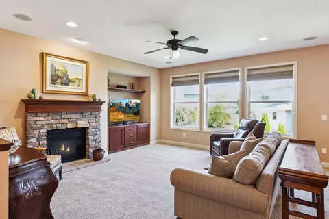 959 Monarch Trl, Eagan, MN 55123 photo 11
