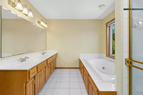 3888 N Ridge Dr, Eagan, MN 55123 photo 20