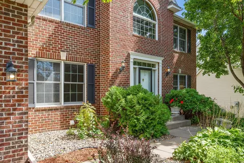 3888 N Ridge Dr, Eagan, MN 55123 photo 2