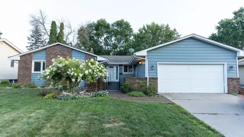 2200 Powers Ave, Saint Paul, MN 55119