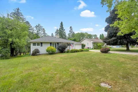 3708 Greysolon Rd, Duluth, MN 55804 photo 2