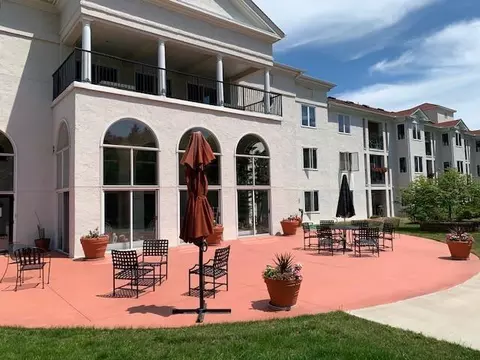 1666 Coffman St #211, Falcon Heights, MN 55108