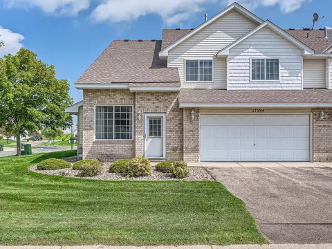17594 Gillette Way #3017, Lakeville, MN 55044