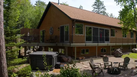 1133 Ringrock Rd, Ely, MN 55731