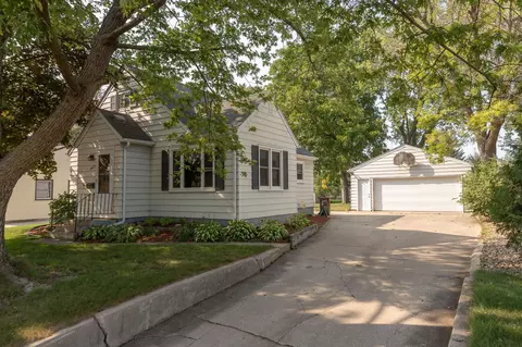 2015 7th Ave NE, Austin, MN 55912