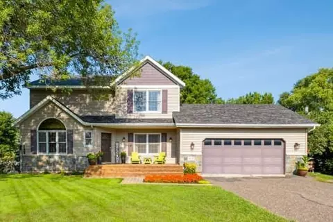 971 East Ave, Mahtomedi, MN 55115