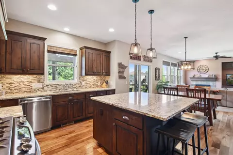 3543 Springwood Path, Eagan, MN 55123 photo 13