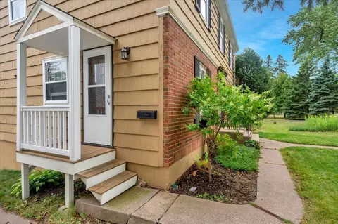 2622 E 6th St, Duluth, MN 55812 photo 4