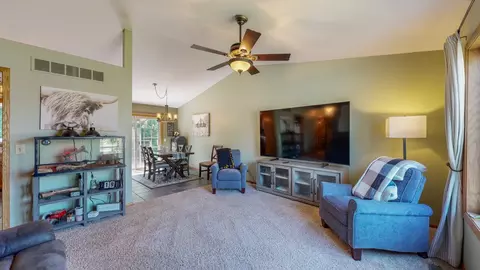 725 7th St NW, Plainview, MN 55964 photo 13