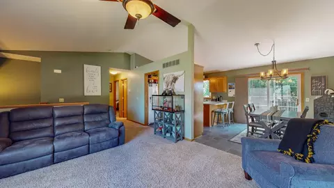 725 7th St NW, Plainview, MN 55964 photo 14