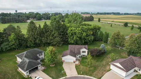 725 7th St NW, Plainview, MN 55964 photo 8