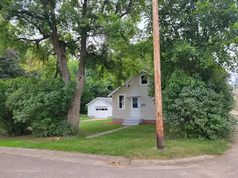 302 SE 15th St, Brainerd, MN 56401 photo 2