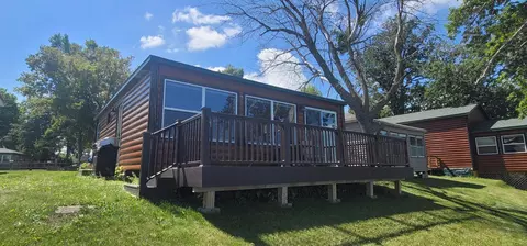 811 E Lake St #8, Osakis, MN 56360