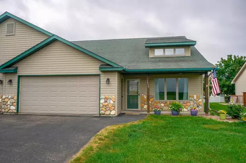 1466 Quail Run, New Richmond, WI 54017