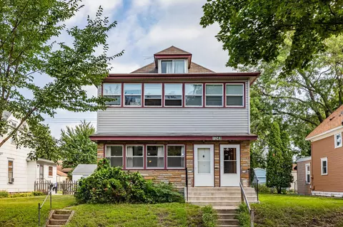 1243 Thomas Ave, Saint Paul, MN 55104