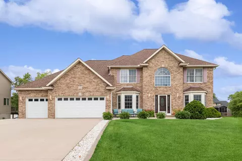 17795 Hickory Trl, Lakeville, MN 55044