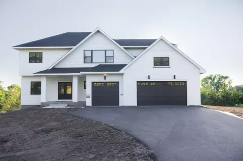 884 Gavin Pass, Hudson, WI 54016