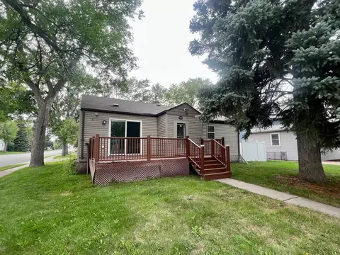 102 2nd St NW, Dilworth, MN 56529