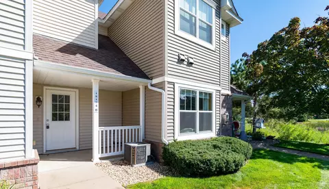 12174 Edison St NE #B, Blaine, MN 55449