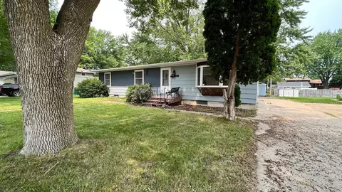 1117 E Richway Dr, Albert Lea, MN 56007
